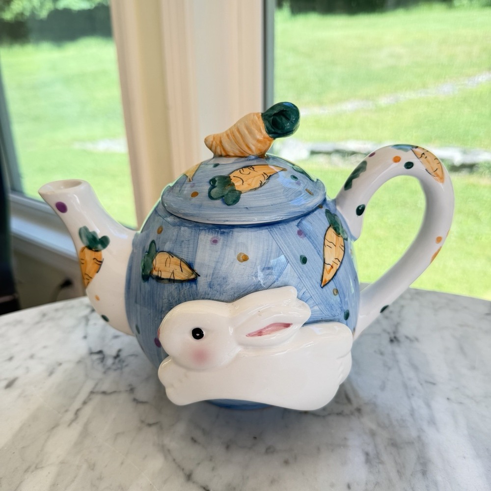 Vintage 90s Ceramic Easter Bunny Rabbit & Carrot Teapot with Lid Collectible‎
